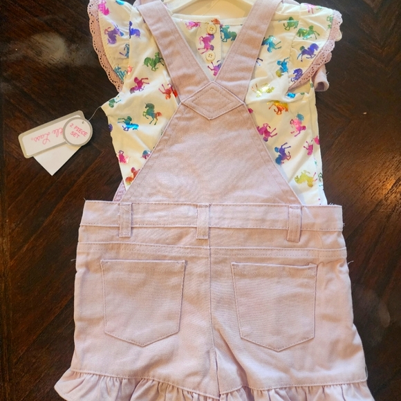 Little Lass 2-Piece Bucket Hat Set - Picture 4 of 4